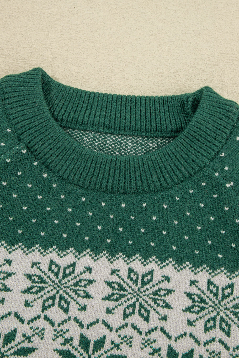 Green Snowflake Dotted Print Round Neck Sweater