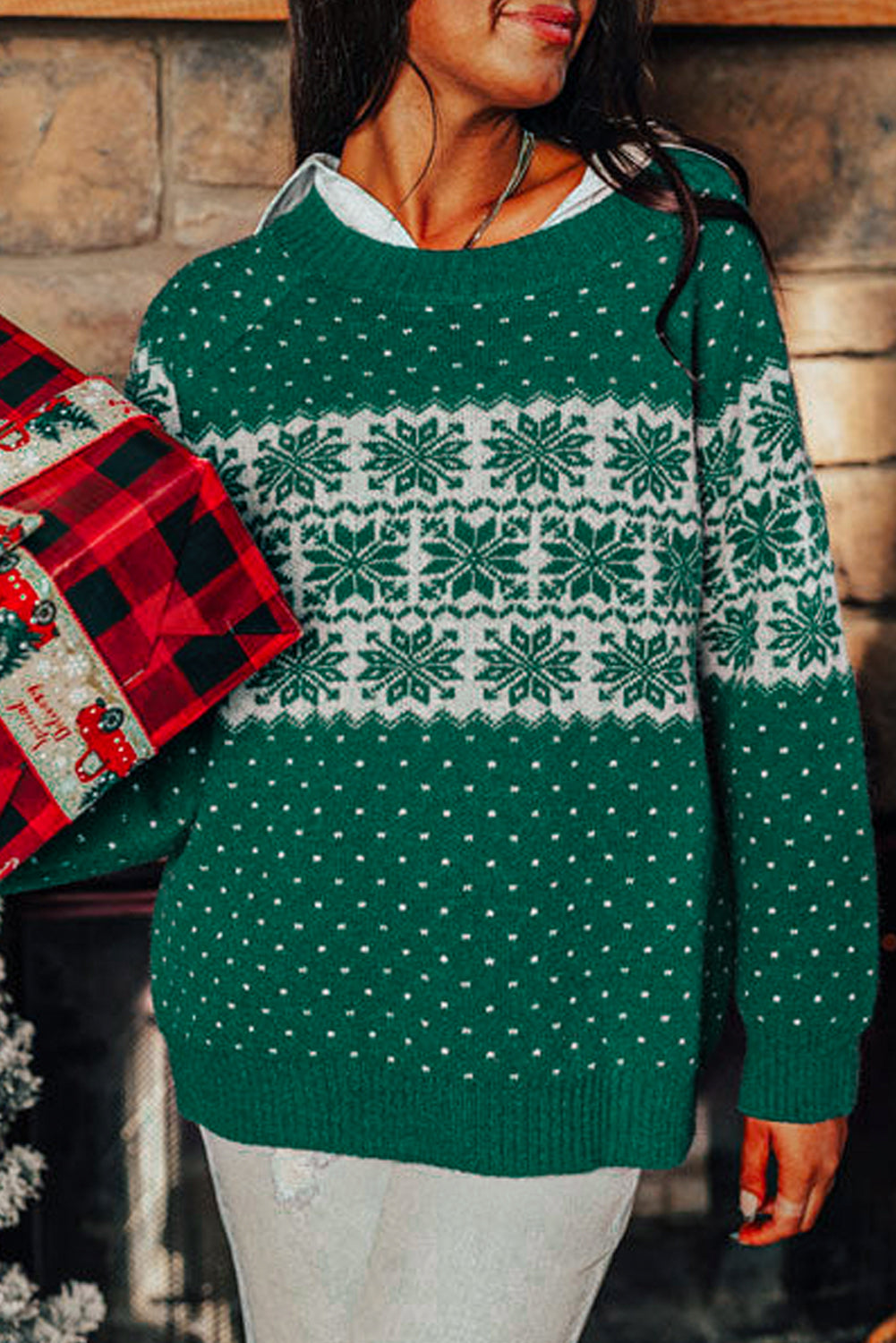 Green Snowflake Dotted Print Round Neck Sweater